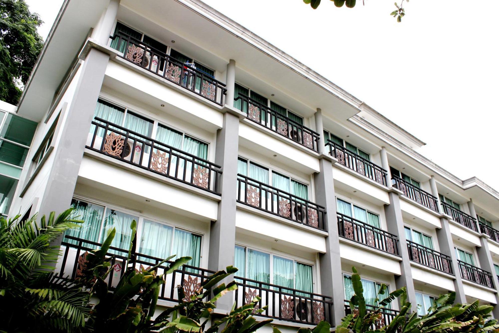 14 Resort Bangkok Exteriör bild
