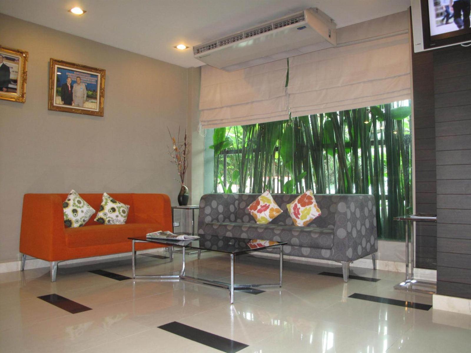 14 Resort Bangkok Exteriör bild